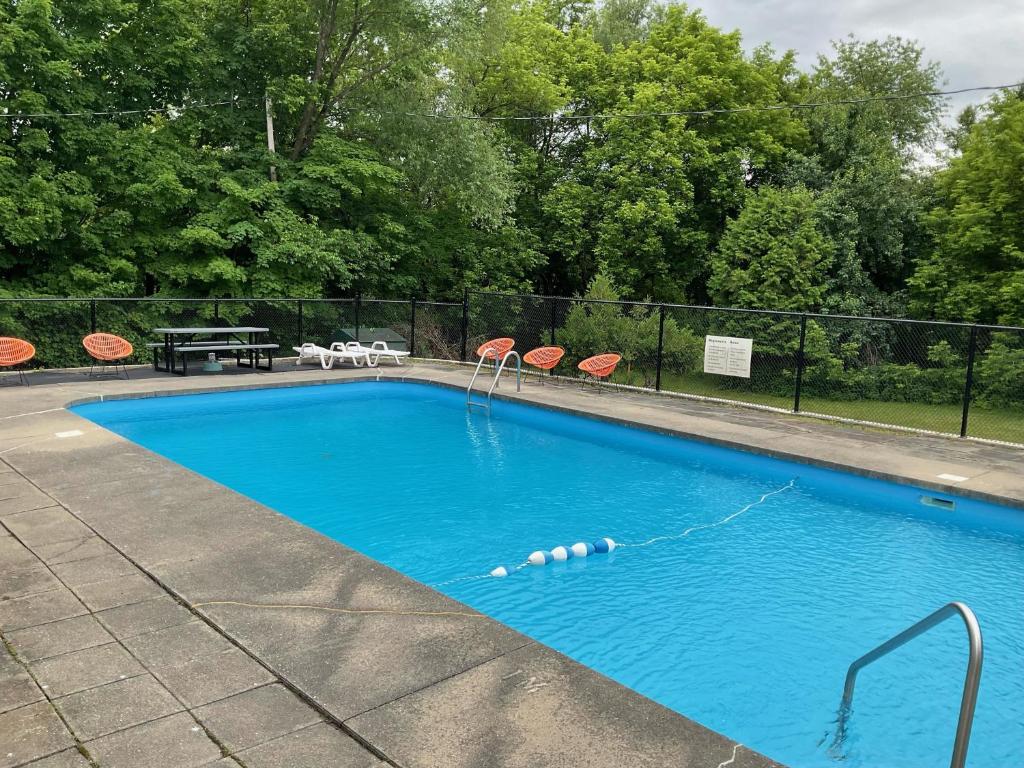 La Paysanne Motel & Hotel photo
