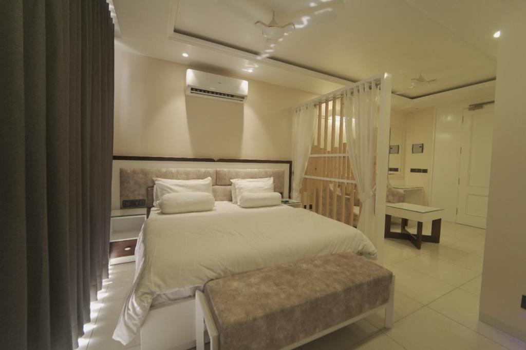 Hotel Myst photo