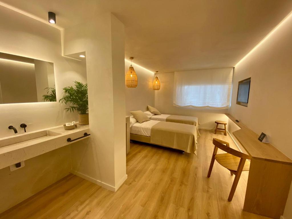 S´Estancia Suites — Hotel rooms in Es Mercadal, Balearic Islands