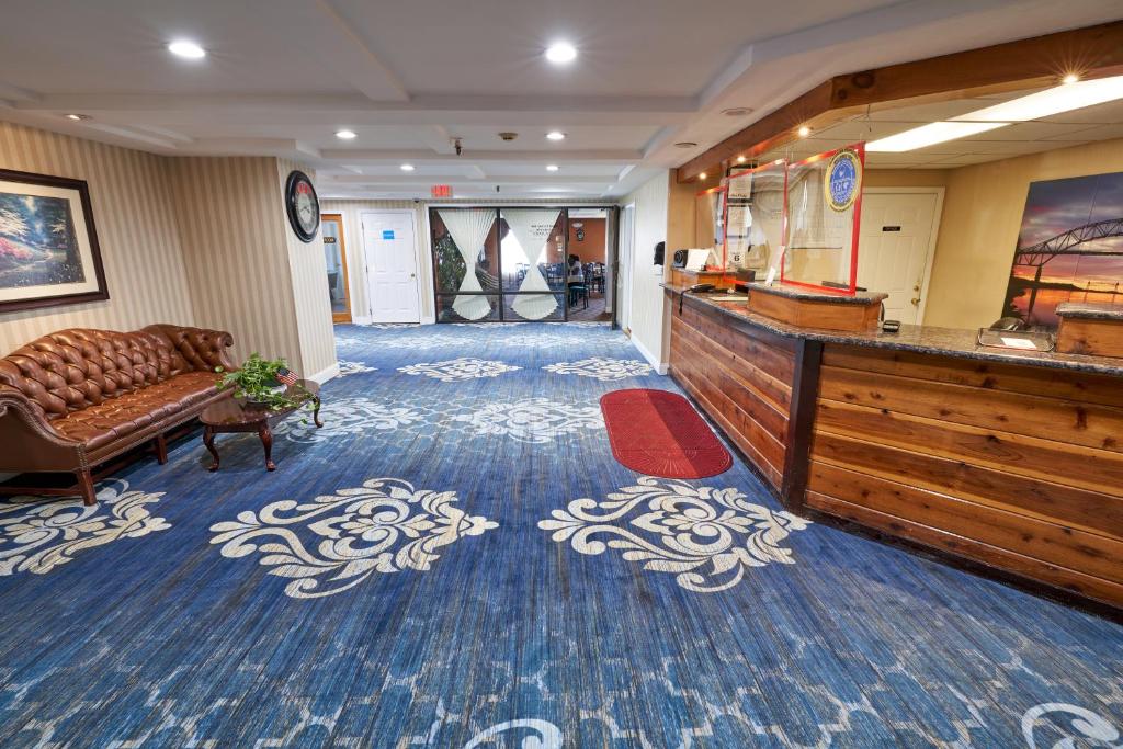 Ambassador Inn & Suites, South Yarmouth (MA) 2024 Updated Prices, Deals