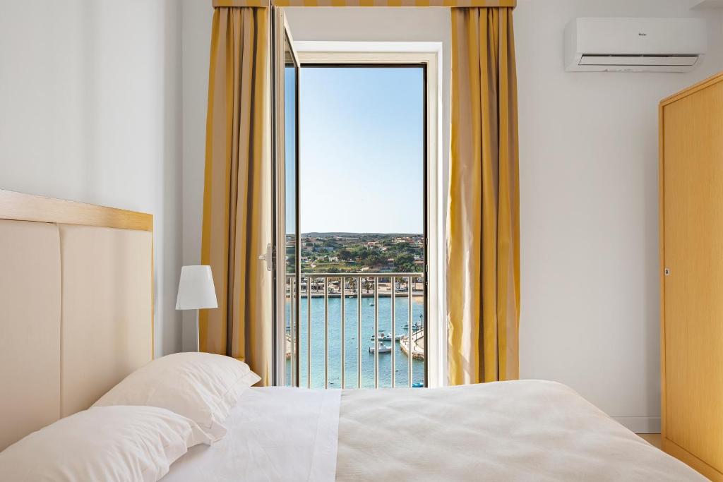 Hotel Vega - 2