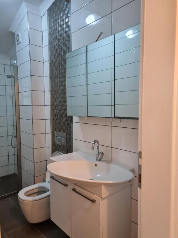 KD Apartments photo