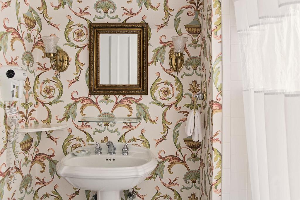The Beaufort Inn photo