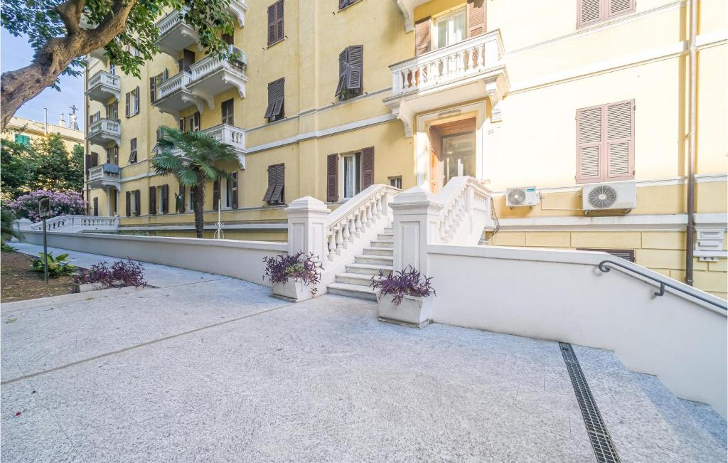 Lovely Apartment In Genova With Wifi, Janov