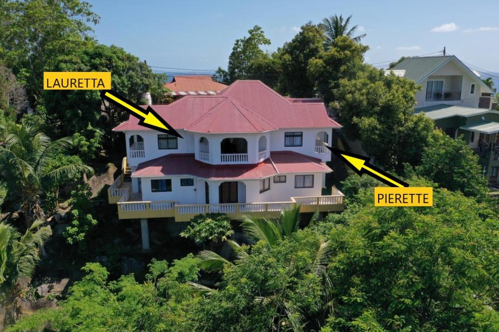 Mountain Apartments x4 — Hotel in Seychelles Islands