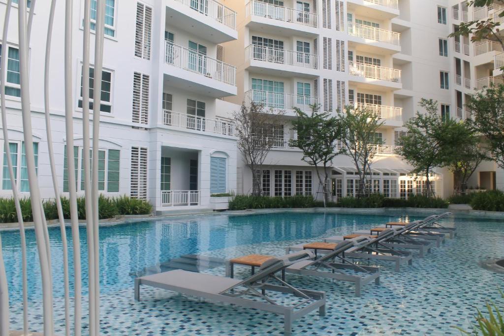 Summer Hua Hin Condo Room 204 photo