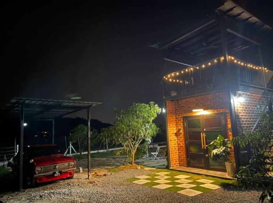 HOMESTAY KEBUN MANGGA HARUMANIS WAN PA (SAADIAH) photo