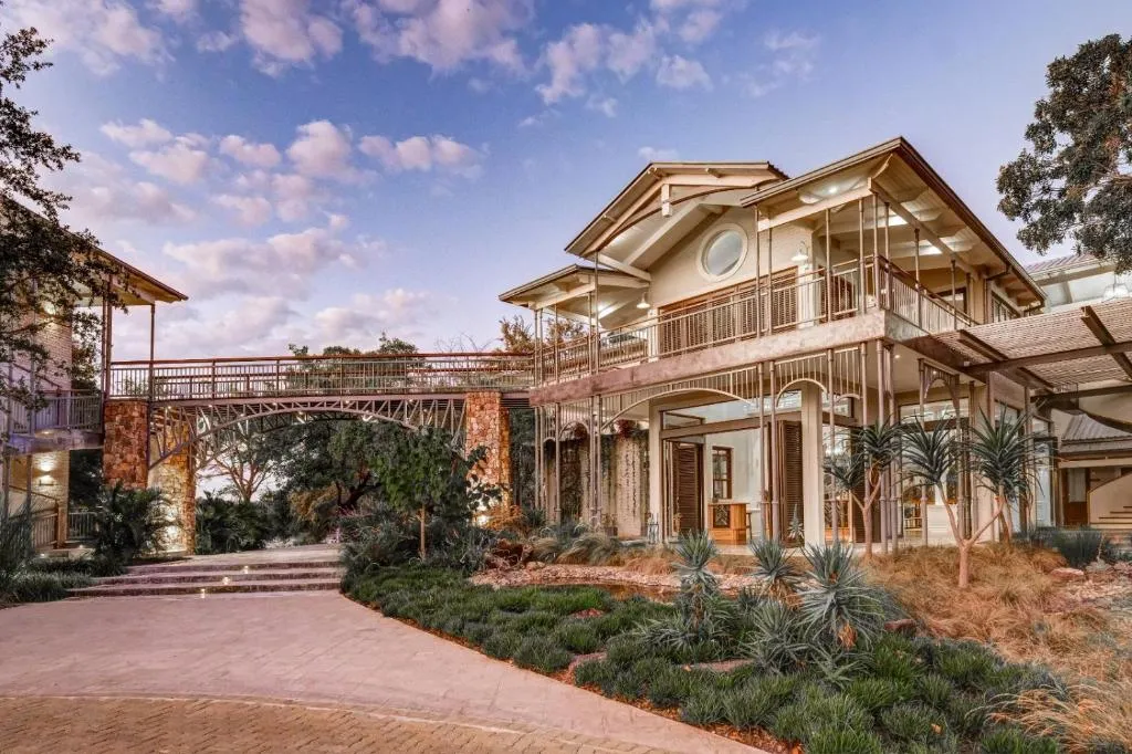 Palm River Hotel，位于维多利亚瀑布的酒店