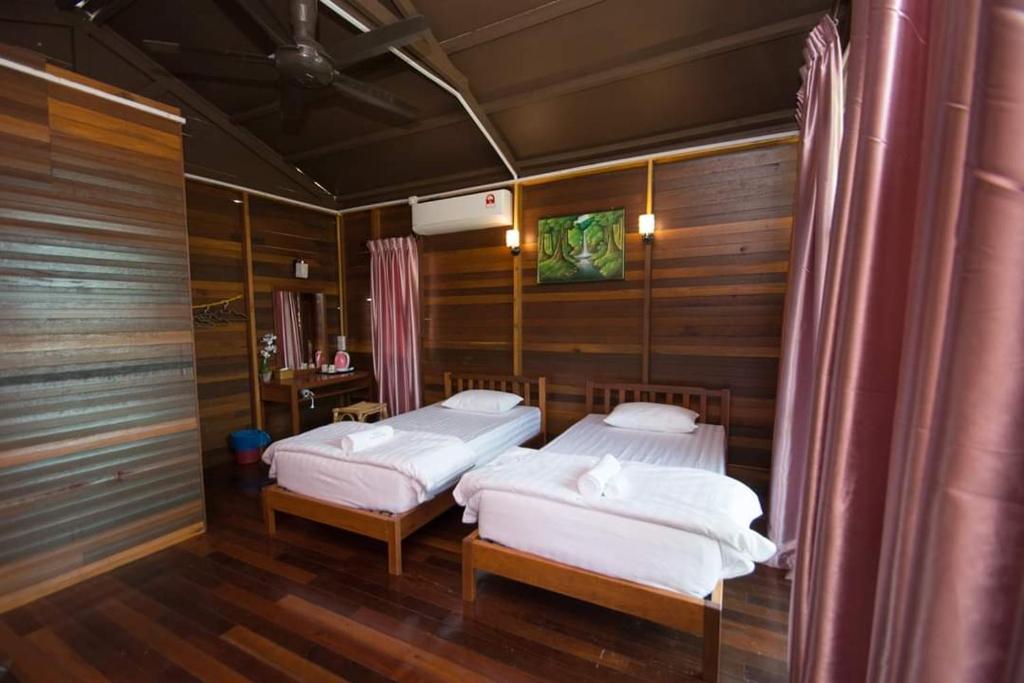 Spring Hill Cottages 春城山庄 — Hotel in Tawau