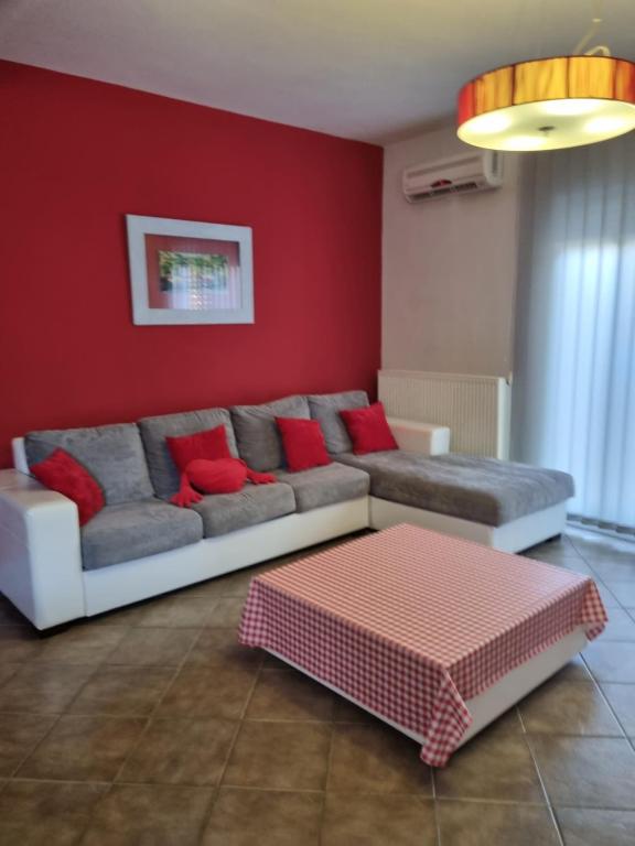 maisonette Zhana photo