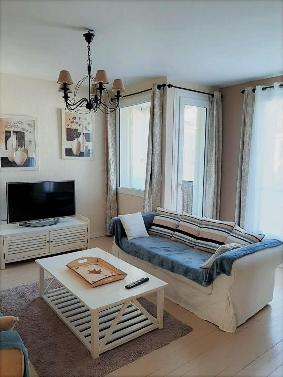 Appt cosy 65 m2 coeur de ville à 150 m de la plage - 1