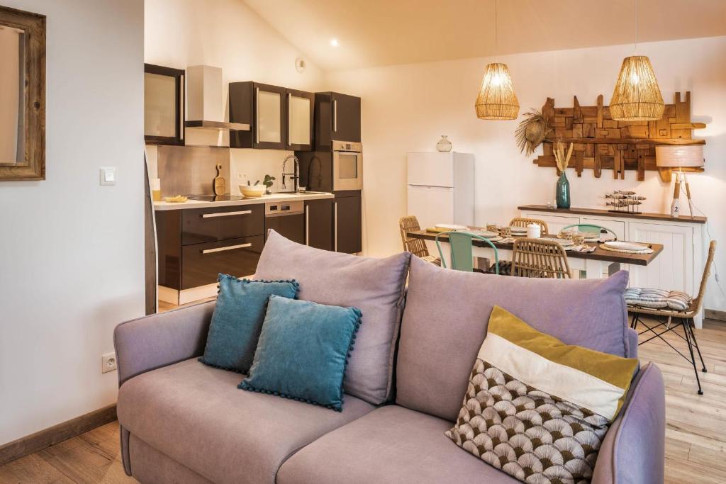 MAMITA 2 beautiful spacious and bright apartment T4 74m 18m of terrace - 2