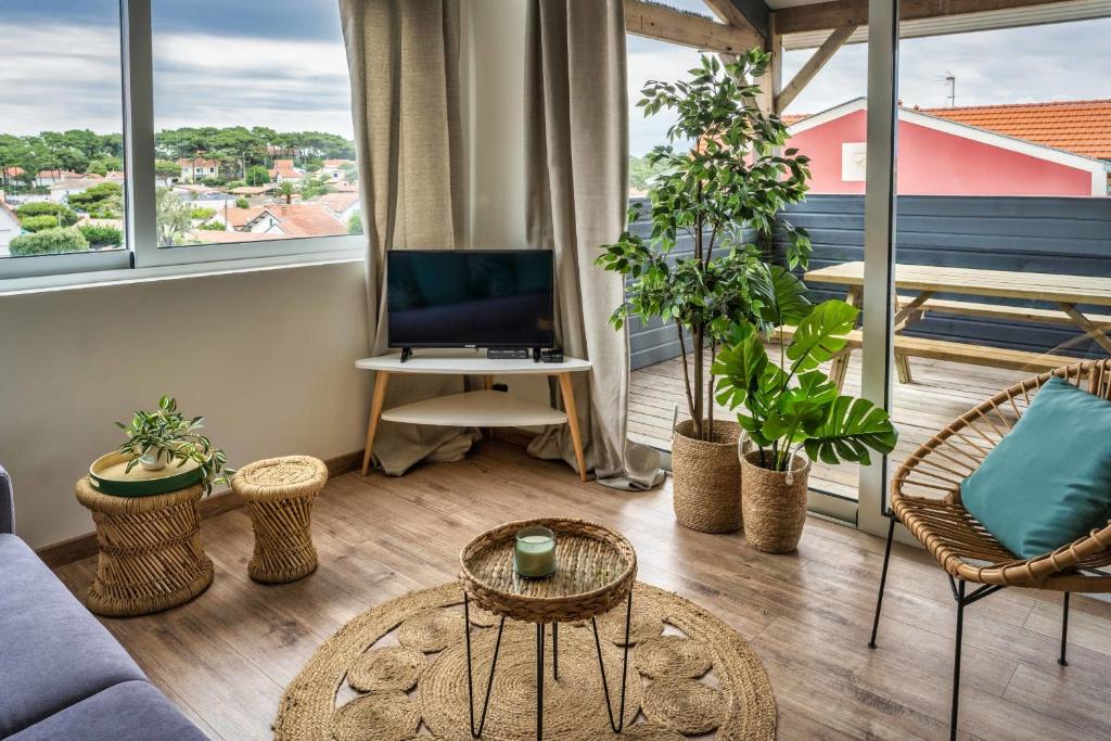 Mamita 4 "wooded stopover apartment" T2 47m terrace 24m - 2