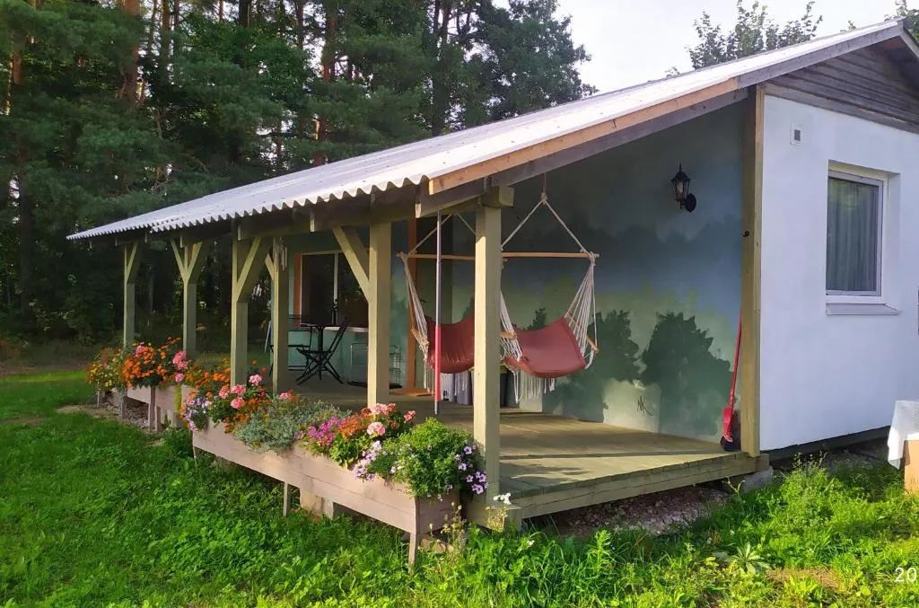 Namiņš Sidrabi pie upes, Hotel in Koknese