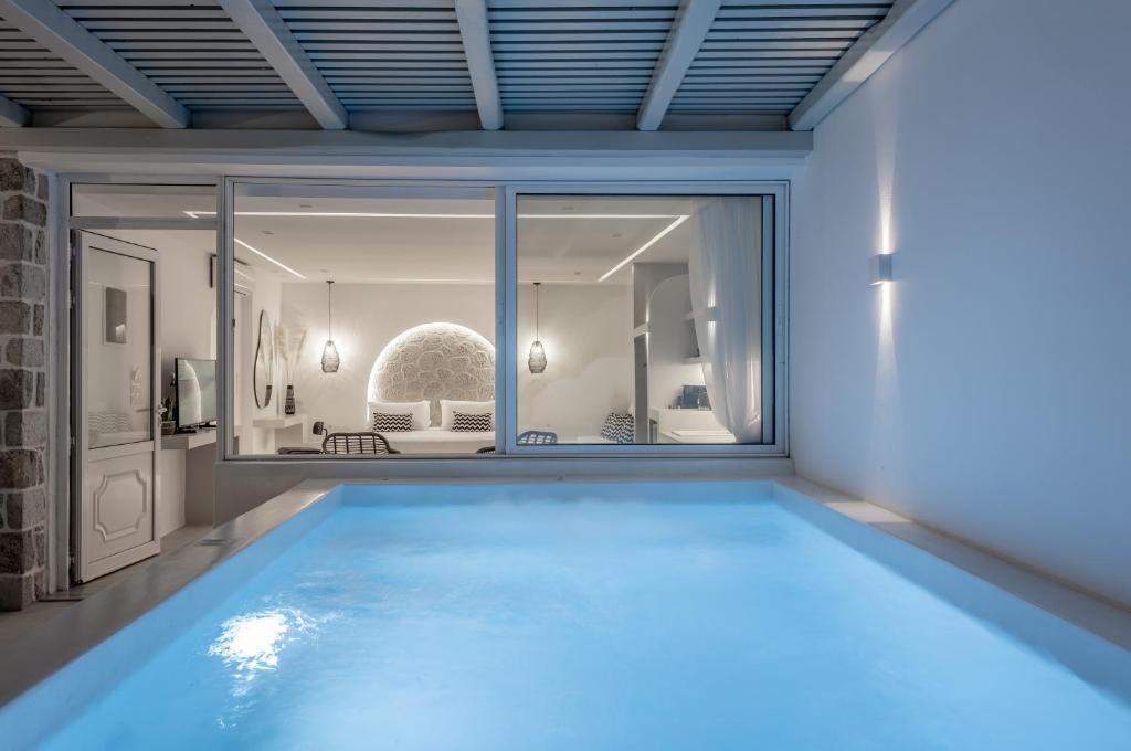 Calma Suite Milos photo