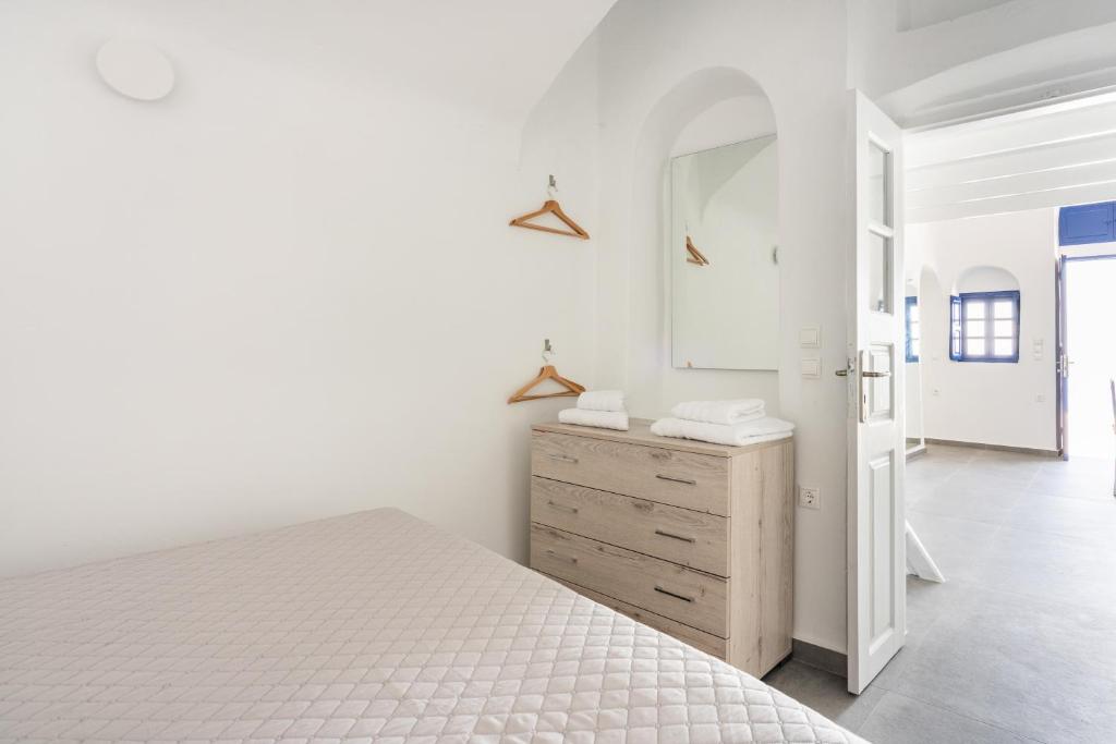 Oia Cave Loft photo