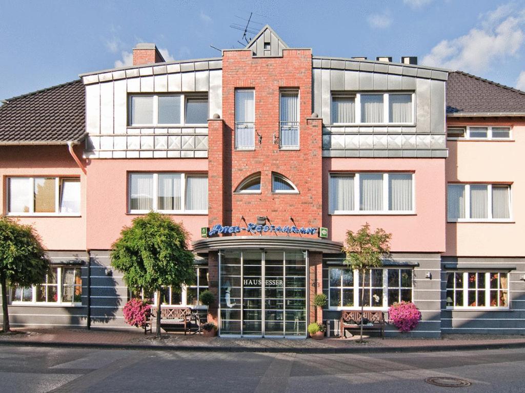 Hotel Restaurant Esser — Hotel in Wegberg