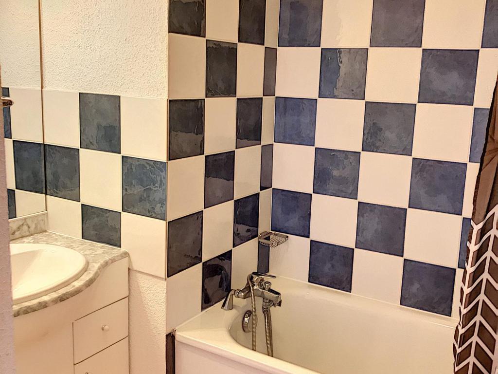 Appartement confortable 4 pers · Skis aux pieds · Balcon - 2