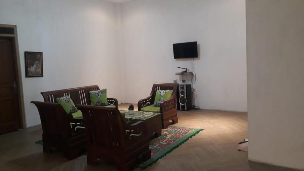 VILLA ACIL DEKAT BNS dan JTP photo