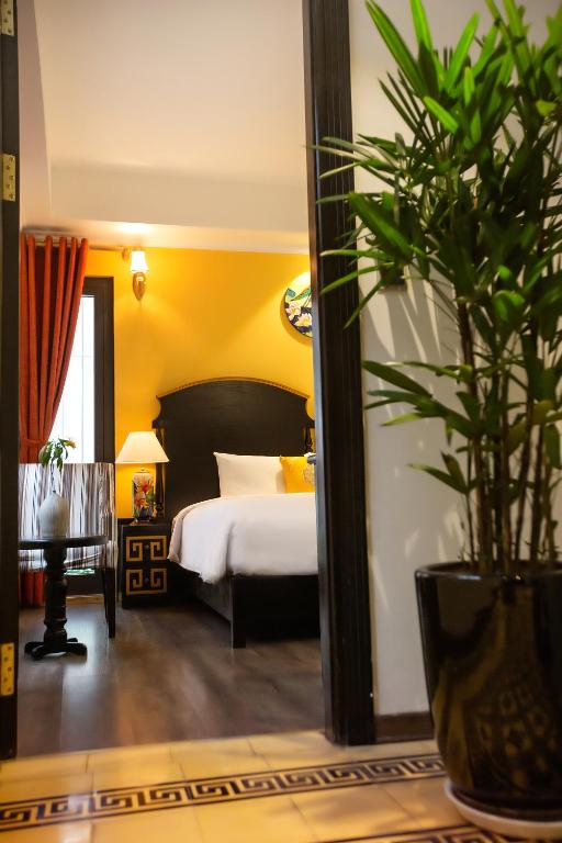 Hanoi Center Silk Boutique Hotel
