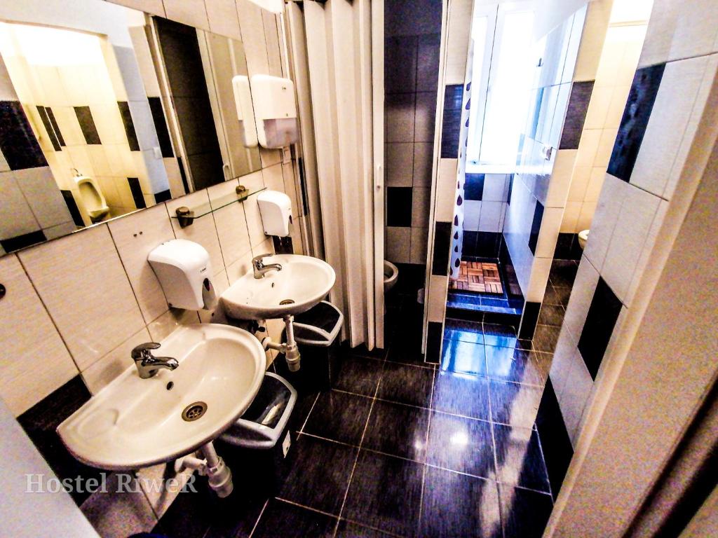 Hostel RiweR photo