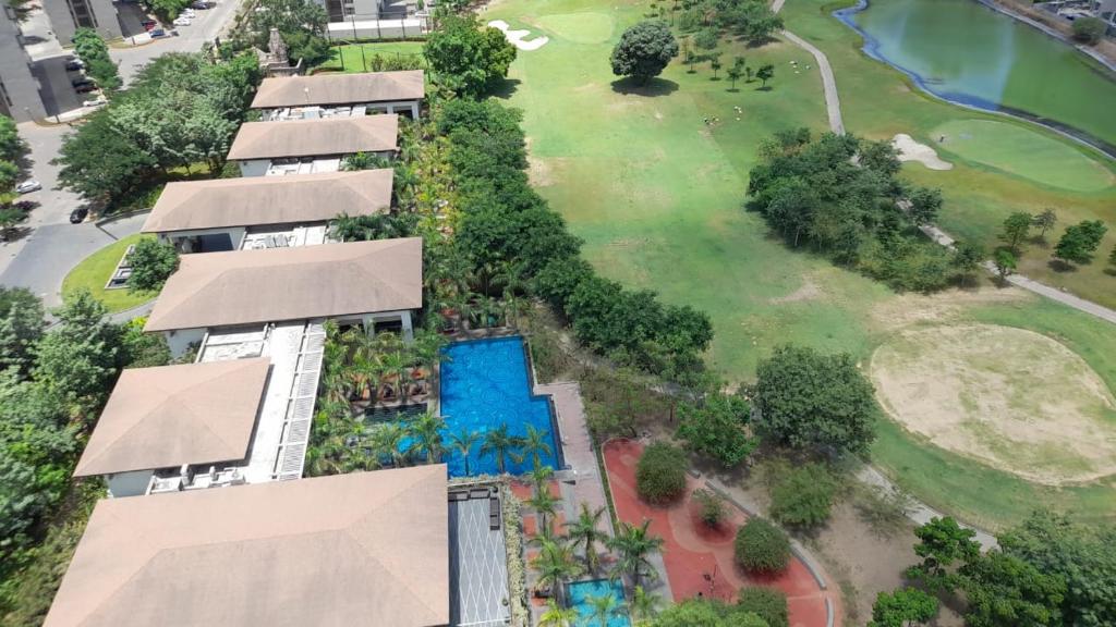 Ac 1bhk flat at 21st floor towards golf park facing in lodha belmondo, Pune photo