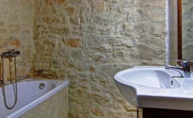 Stone Village Hotel Apartments photo