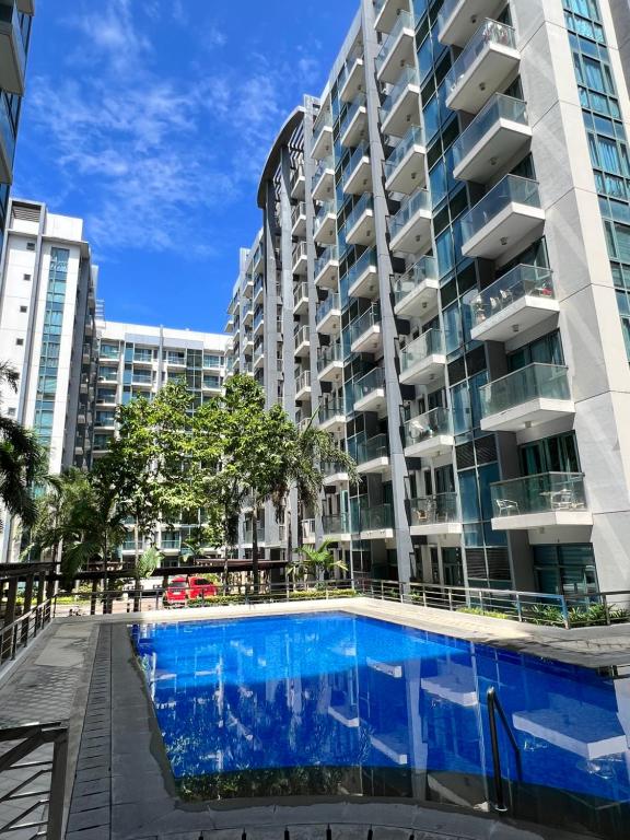 Studio at Resorts World Airport Area Prime Location photo
