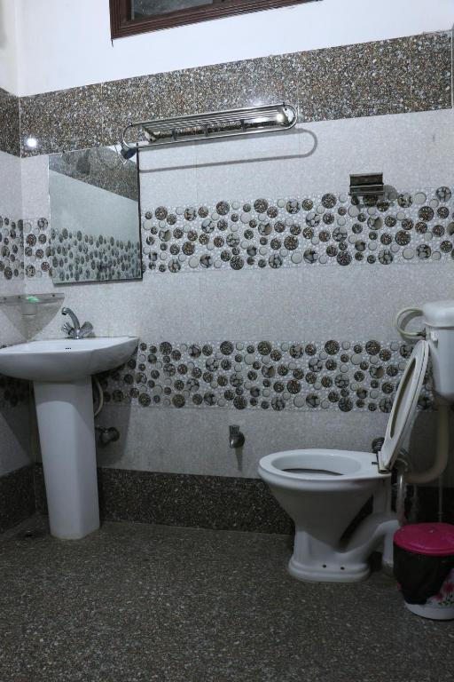 Gaurav Residency — Hotel in Panchkula