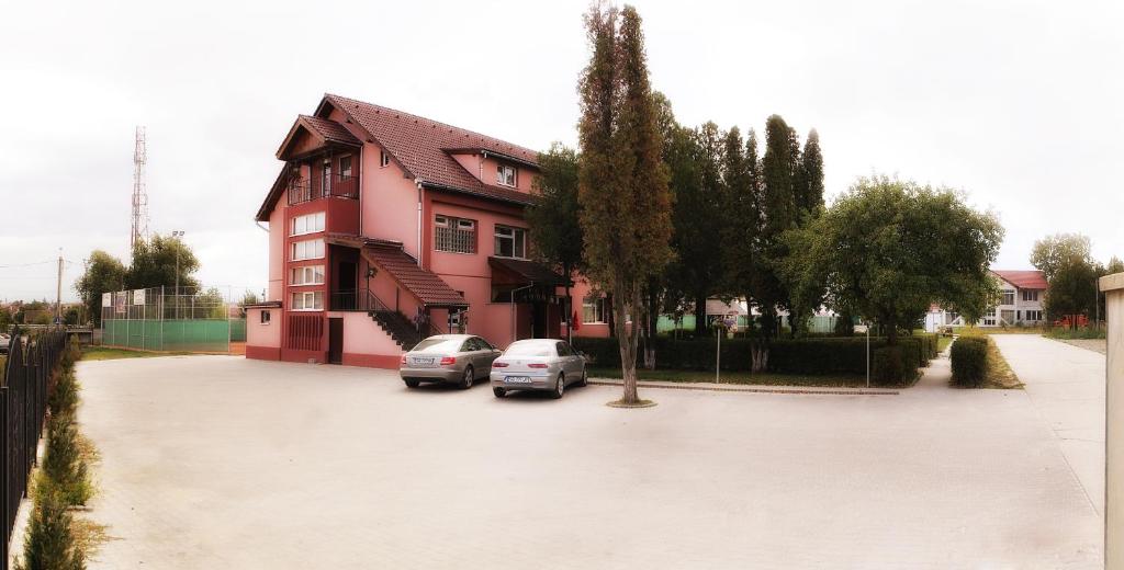 Hotel Pamira photo
