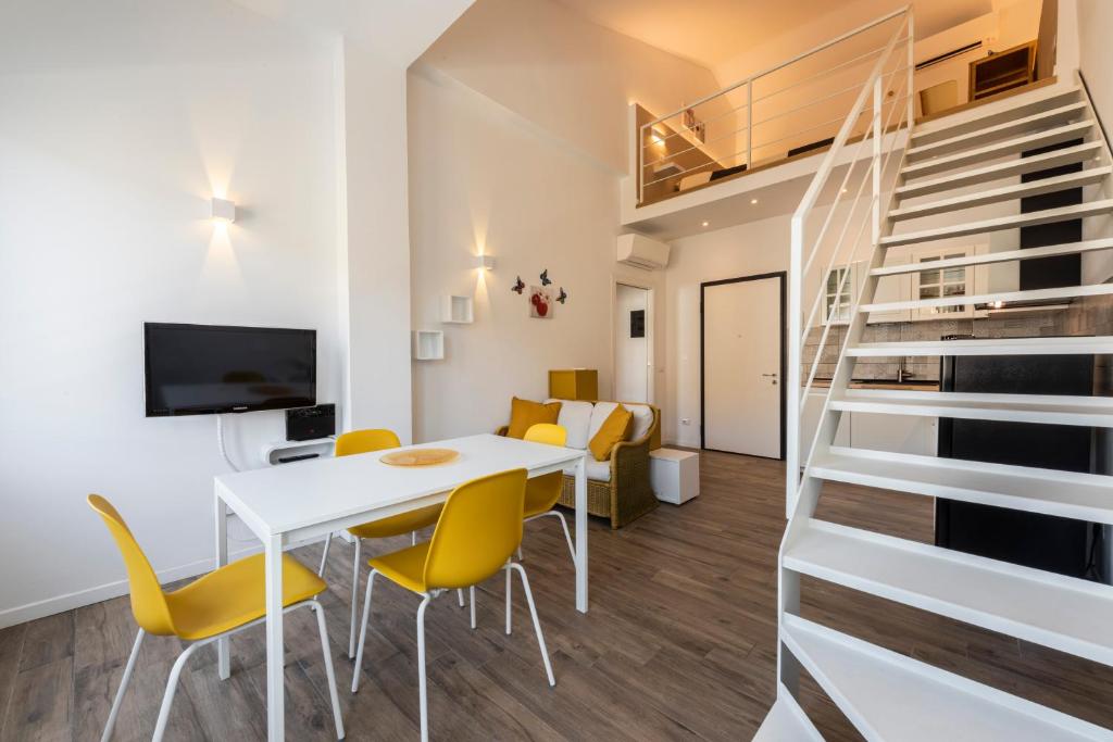 Ruote Stylish Loft by Mmega - 4