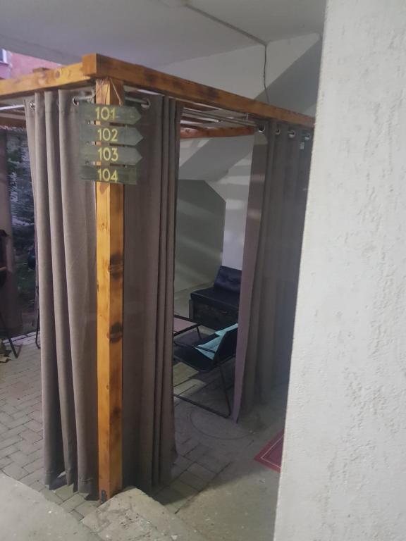 Malda's Apartment photo