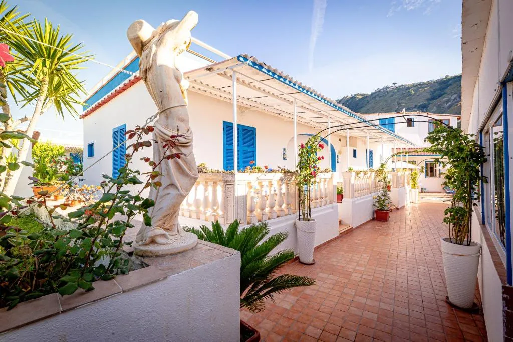 Hotel Casa Adolfo Ischia, hotel v Ischii