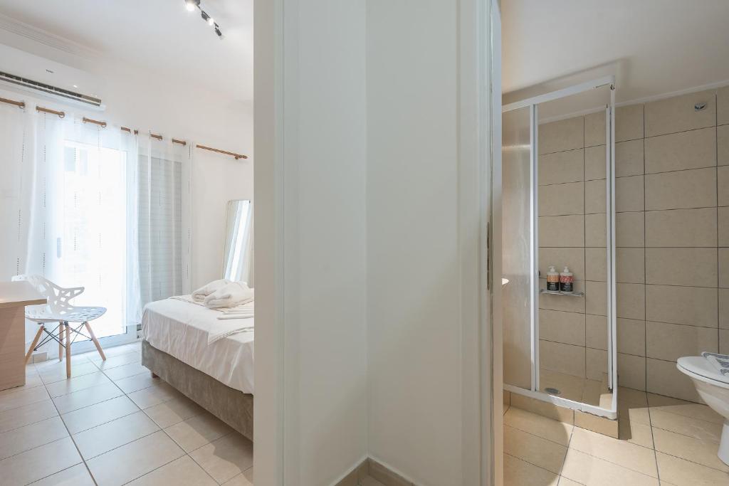 Elegant Koukaki Studio by Cloudkeys photo