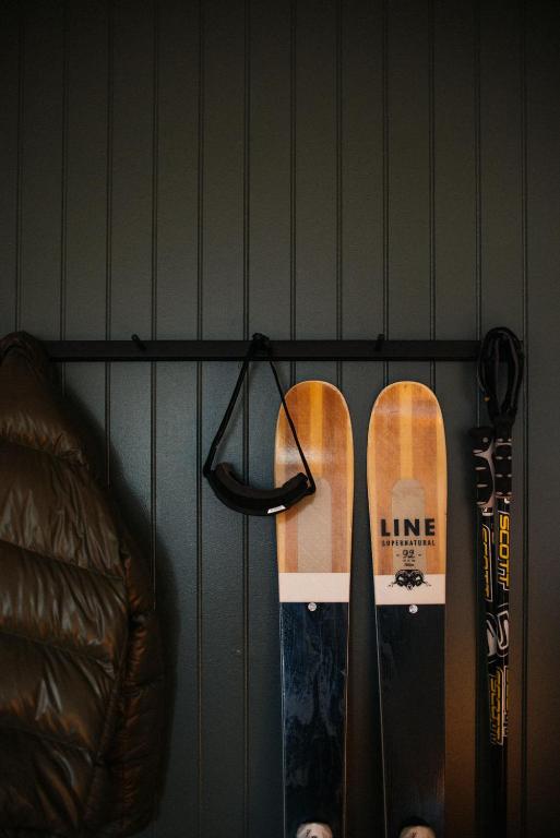 Apres Whitefish photo