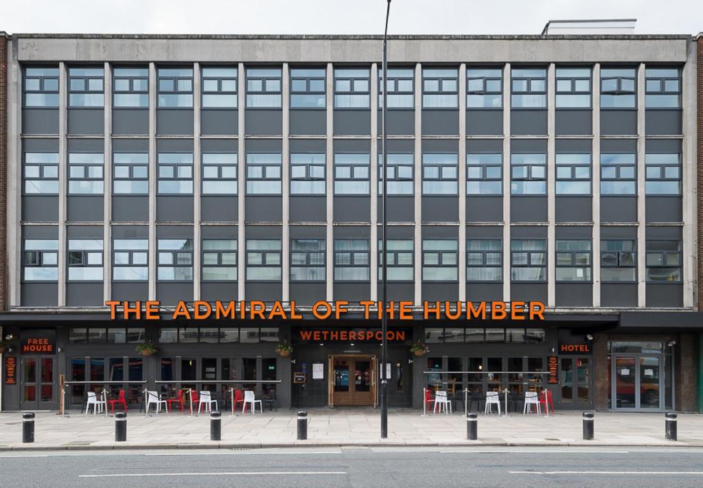 Admiral of the Humber Wetherspoon photo