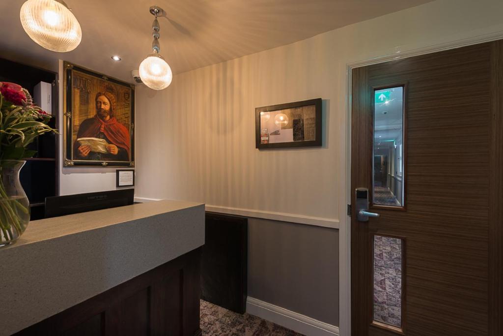 Admiral of the Humber Wetherspoon photo