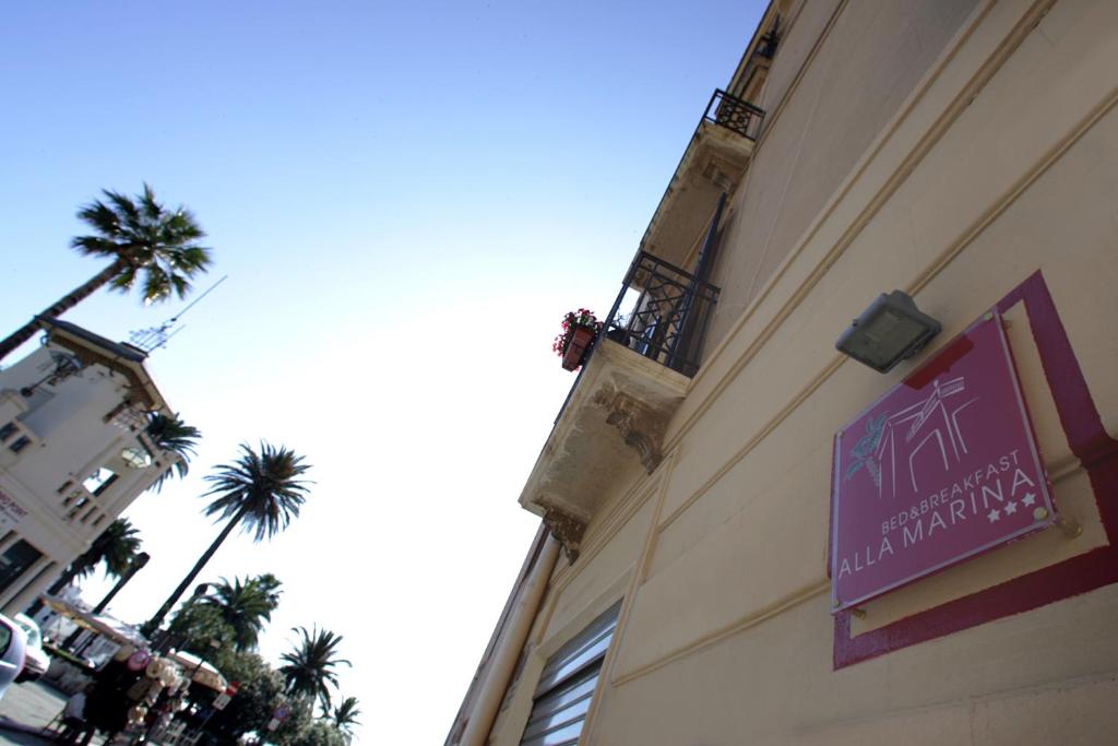 Alla Marina Bed And Breakfast - 2