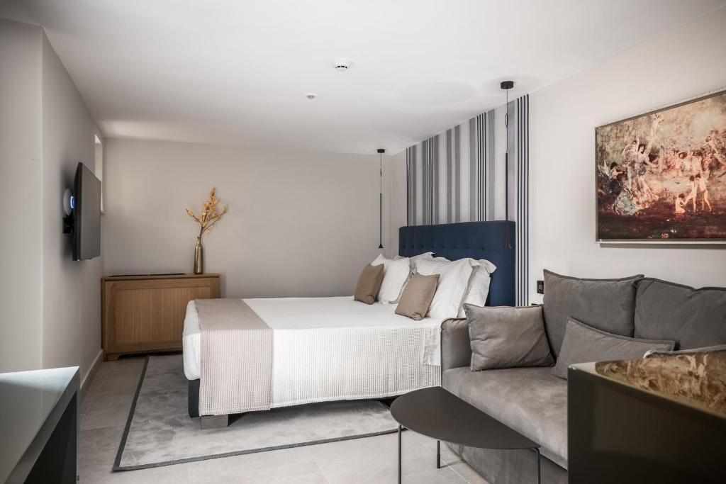New York Luxury Suites photo