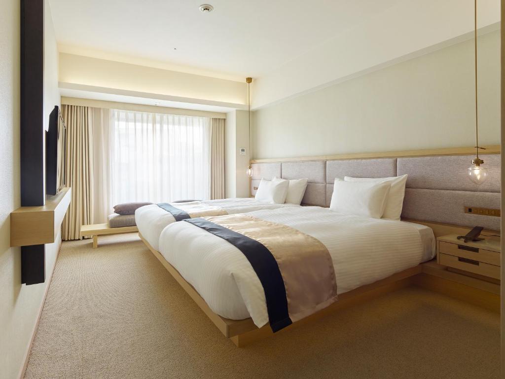 Hotel Room 3