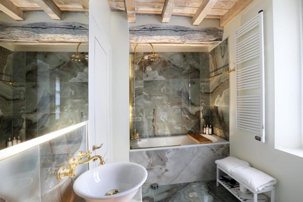 Suites&Atelier Lake Como photo