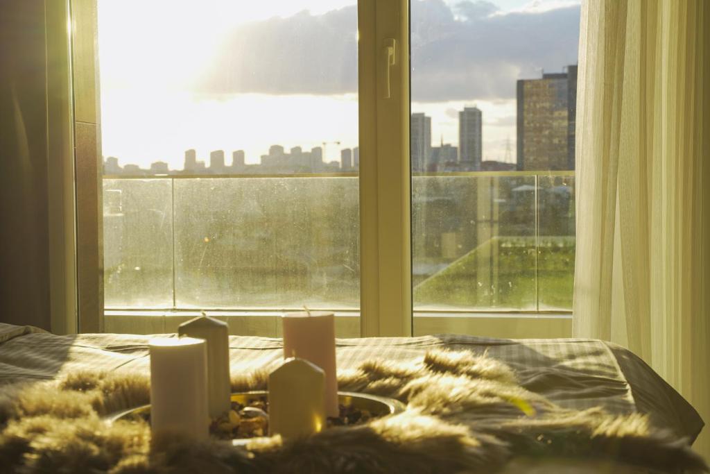 Brand-New Elegant 1-Bedroom Apartment (with terrace) photo
