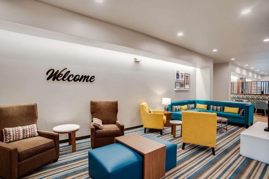 MainStay Suites Carlisle - Harrisburg photo