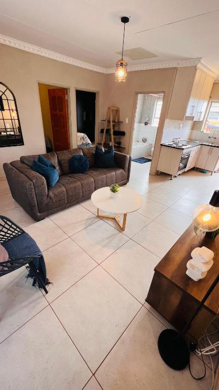 Zinathi Lodge, Polokwane