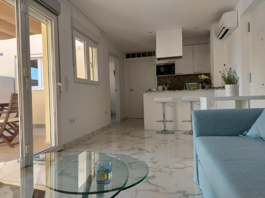 NIDO DEL AMOR deluxe 1a linéa Terraza Indoorpool Wifi Aire Netflix 10 metros a Cala del Pino - 4