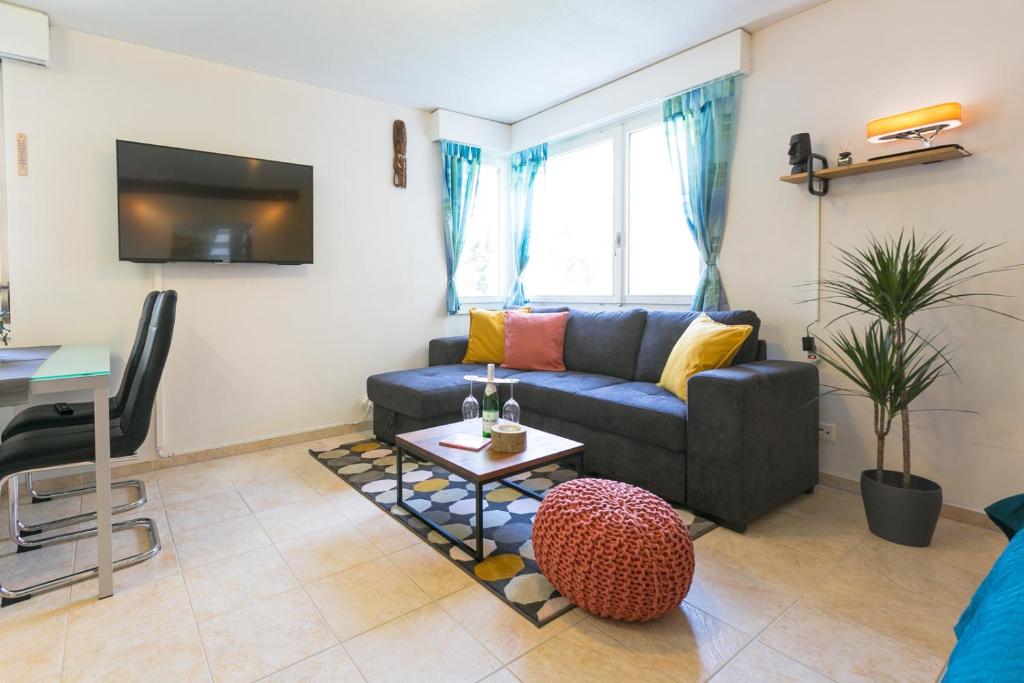 Spirit Apartments - Studio 1 und 2 - Küche - Parkplatz - 5
