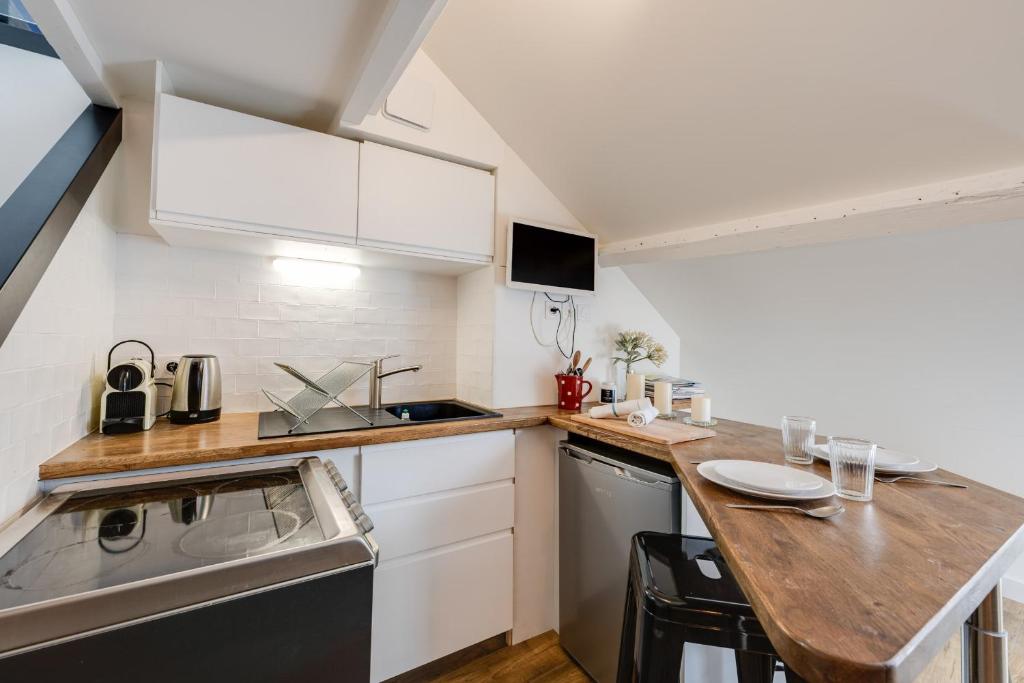 Le Saphir - Nice Studio in the city center with air conditioning - 4