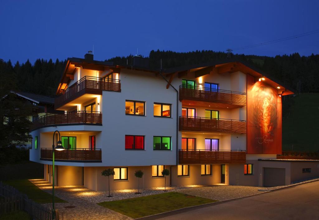 Aparthotel Rubinius — Hotel in Wagrain