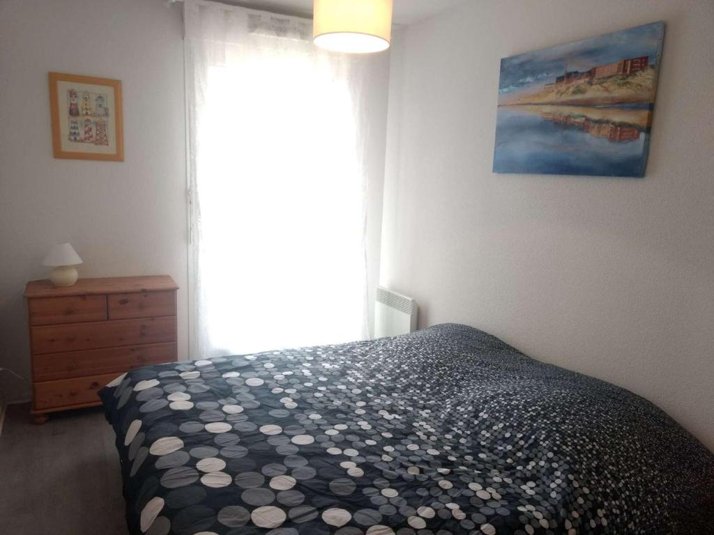 Appartement RDC avec Terrasse, Jardin et Accès Plage - Capacité 4 Pers, Animaux et Fumeurs Non Admis - FR-1-674-4 - 3