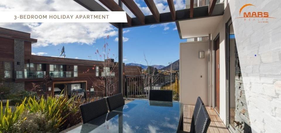 Queenstown Village Apartments photo